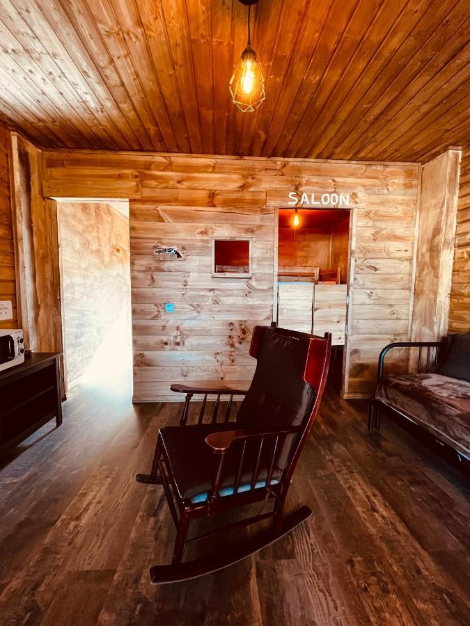 San Martín de Valdeiglesias Old West House Pantano De San Juan 아파트 외부 사진