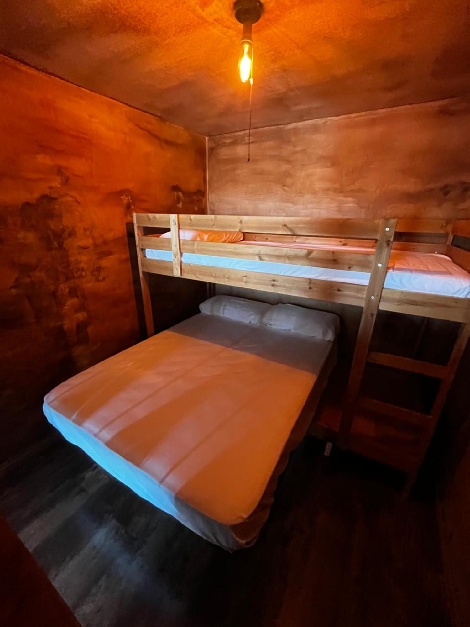 San Martín de Valdeiglesias Old West House Pantano De San Juan 아파트 외부 사진